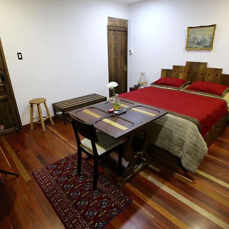 Bogota Bed & Breakfast Inn Exteriör bild