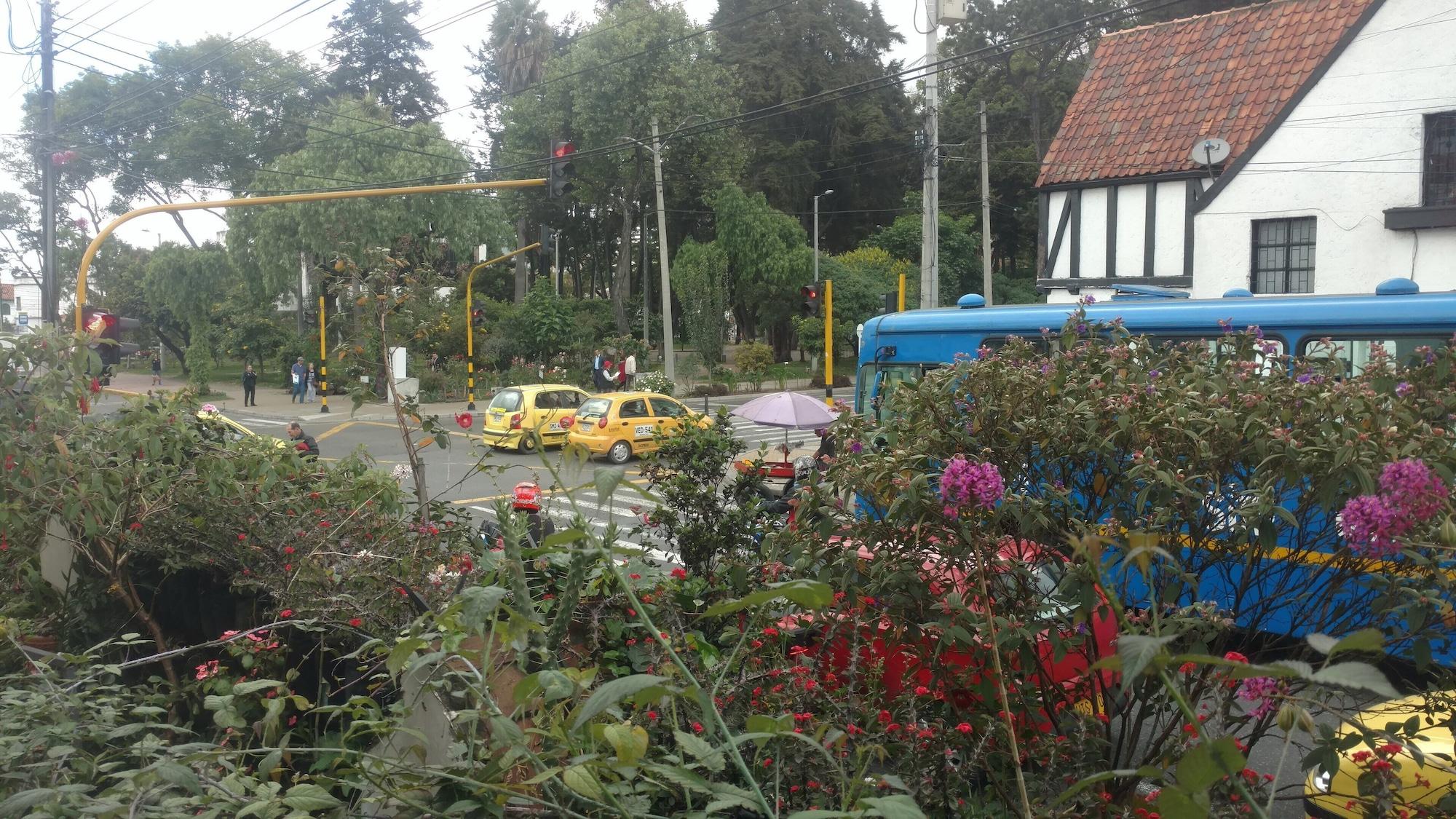 Bogota Bed & Breakfast Inn Exteriör bild