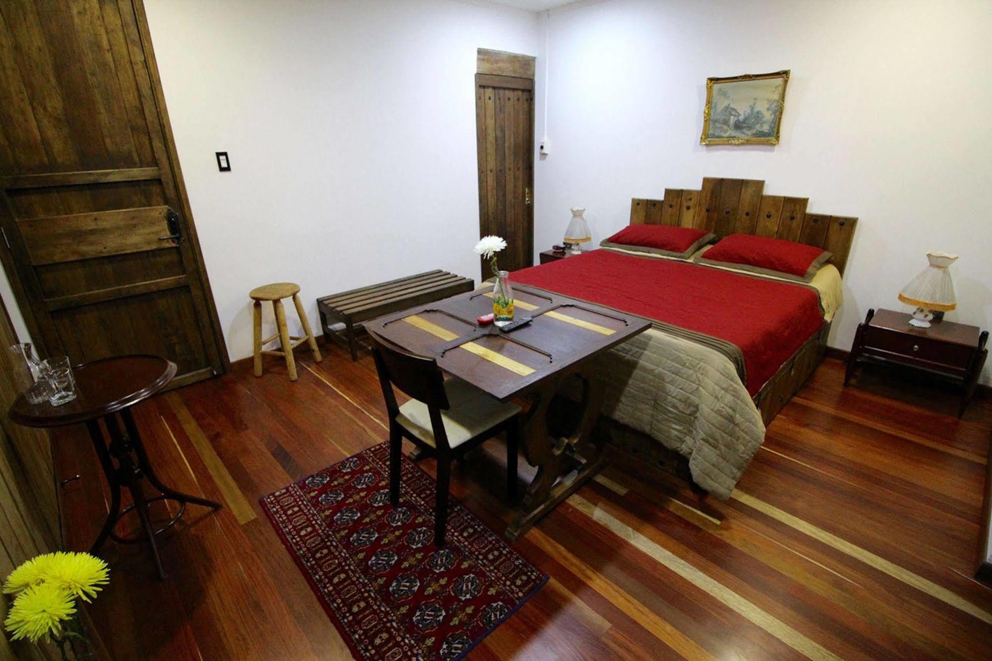 Bogota Bed & Breakfast Inn Exteriör bild